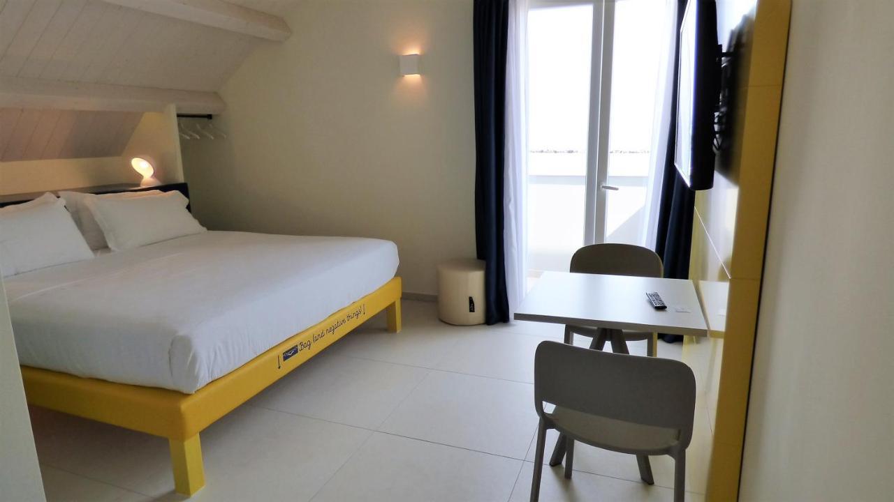 Hotel Trevi Bellaria – Igea Marina Kültér fotó